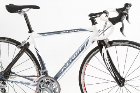 アンカー RCS5 Sport ロードバイクの基本が詰まった1台 - 2010